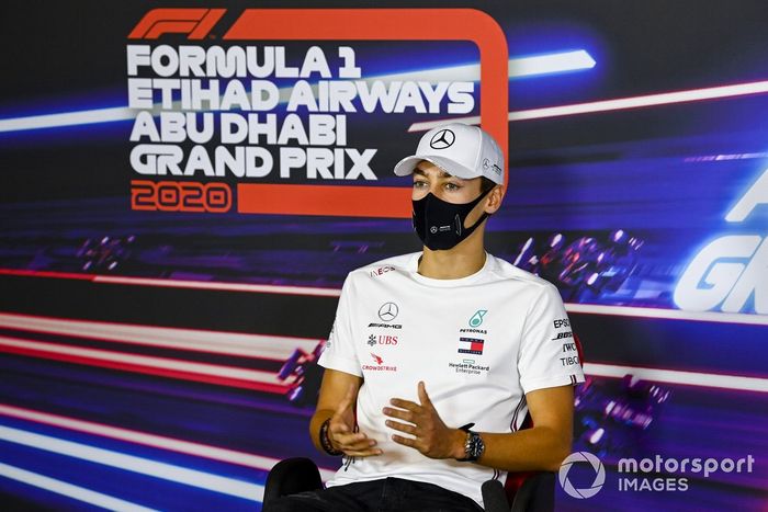 George Russell, Mercedes-AMG F1 en la conferencia de prensa