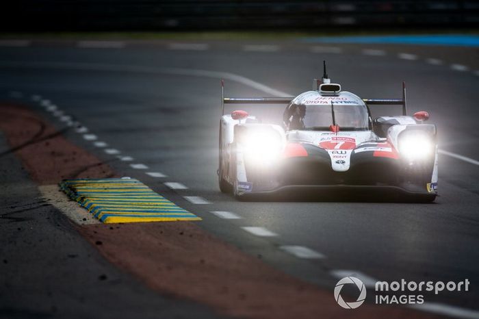 #7 Toyota Gazoo Racing, Toyota TS050 Hybrid: Mike Conway, Kamui Kobayashi, Jose Maria Lopez