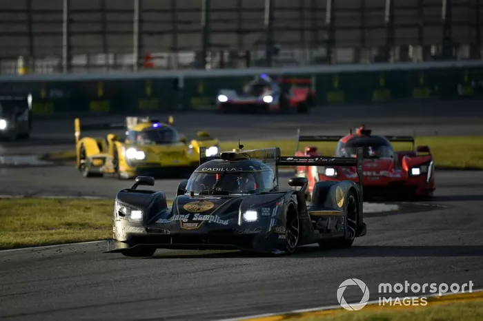 #5 Mustang Sampling Racing / JDC-Miller MotorSports Cadillac DPi, DPi: Sebastien Bourdais, Loic Duval, Joao Barbosa