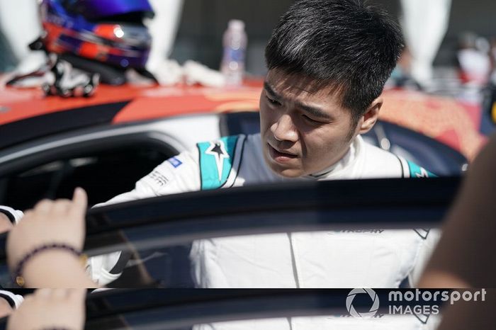 Zhang Yaqi, Jaguar China Racing on the grid