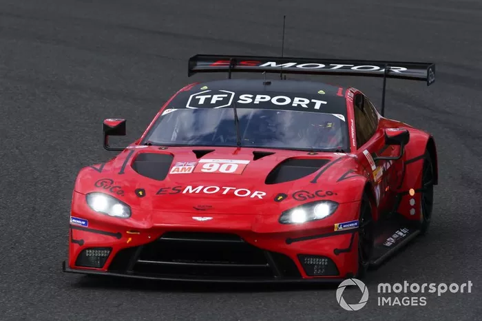 #90 TF Sport Aston Martin Vantage AMR: Salih Yoluc, Charlie Eastwood, Jonathan Adam