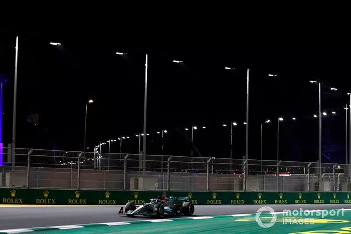 George Russell, Mercedes W13