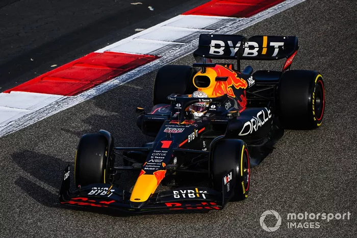 1º Max Verstappen, Red Bull Racing RB18