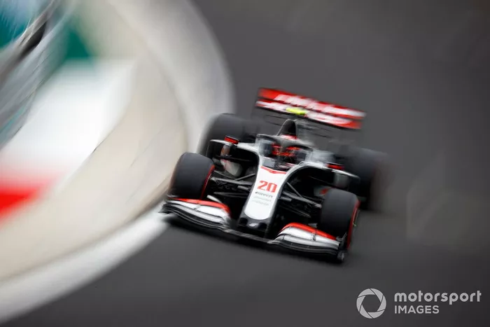 Kevin Magnussen, Haas VF-20
