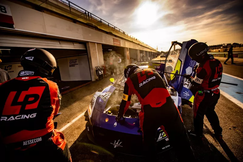 #12 LP Racing, Maserati GT2: Leonardo Gorini, Luca Pirri