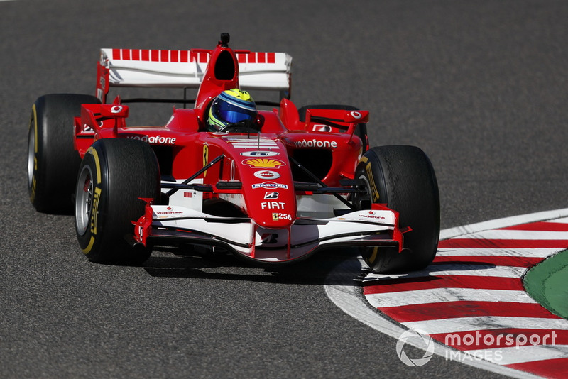 Феліпе Масса, Ferrari, під час демонстраційних заїздів у Сузуці