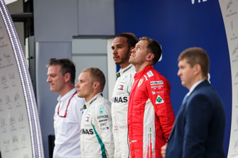 James Allison, Technical Director, Mercedes AMG, second place Valtteri Bottas, Mercedes AMG F1, Race winner Lewis Hamilton, Mercedes AMG F1, third place Sebastian Vettel, Ferrari, on the podium