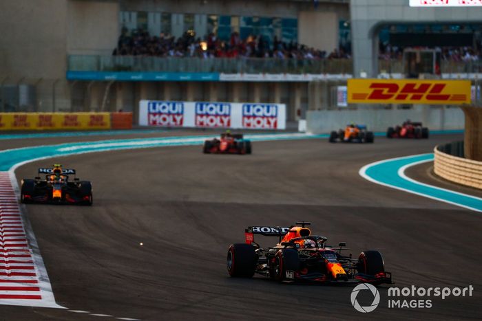 Max Verstappen, Red Bull Racing RB16B, Sergio Pérez, Red Bull Racing RB16B