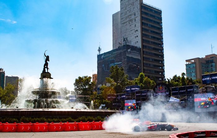 Sergio Pérez. Red Bull ShowRun CDMX