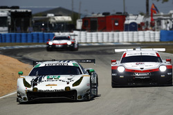 #63 Scuderia Corsa Ferrari 488 GT3, GTD: Cooper MacNeil, Alessandro Balzan, Gunnar Jeannette, #911 P
