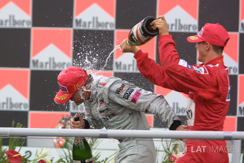 Le podium : David Coulthard et Michael Schumacher