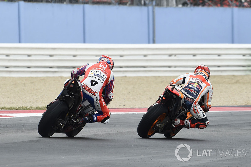 Marc Marquez, Repsol Honda Team overtakes Danilo Petrucci, Pramac Racing