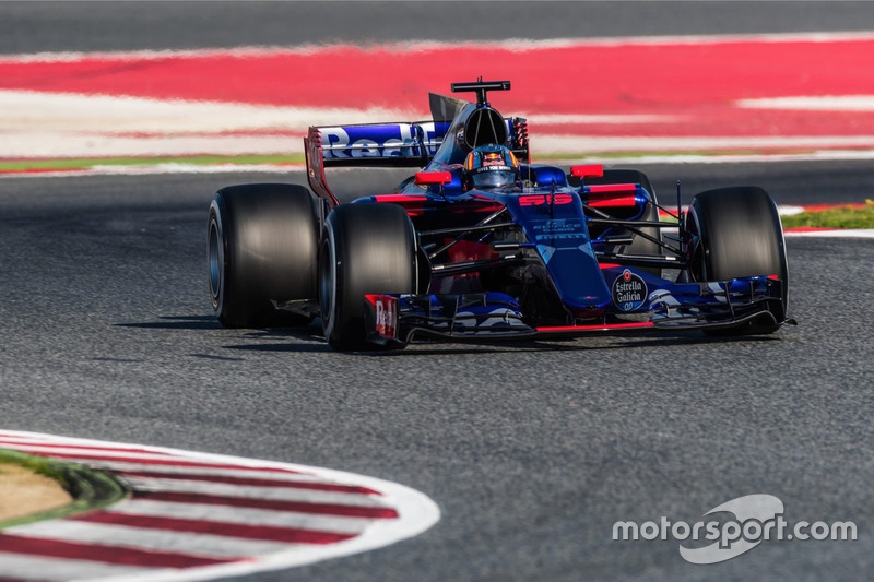 20º Carlos Sainz, Toro Rosso STR12, 1:23.540, medios, (83 vueltas)