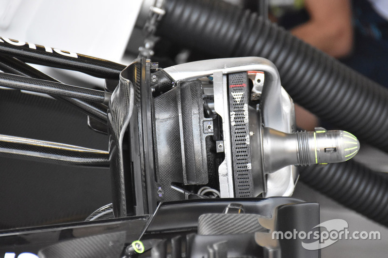 Williams FW40 front brake detail