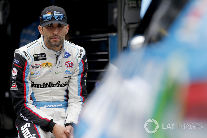 Bestätigt: Aric Almirola