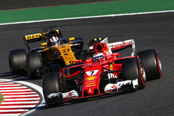 Кімі Райкконен, Ferrari SF70H, Ніко Хюлькенберг, Renault Sport F1 Team RS17