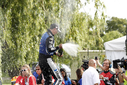Podium: race winner Graham Rahal, Rahal Letterman Lanigan Racing Honda
