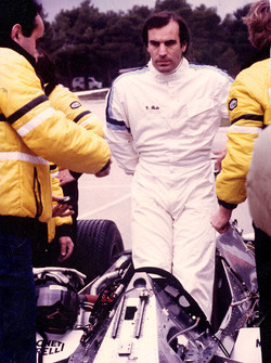 Giorgio Piola testing the Renault RE30B at Paul Ricard in 1982