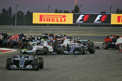 Start action: Nico Rosberg, Mercedes AMG F1 Team W07, Valtteri Bottas, Williams FW38 and Lewis Hamilton, Mercedes AMG F1 Team W07