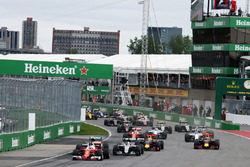 Себастьян Феттель, Ferrari SF16-H лідирує на старті гонки
