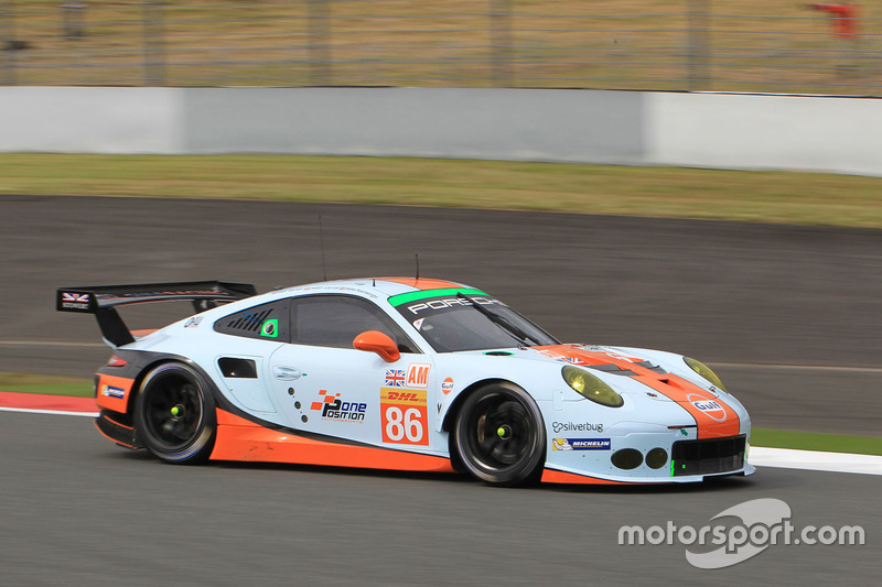 #86 Gulf Racing Porsche 911 RSR: Michael Wainwright, Adam Carroll, Ben Barker