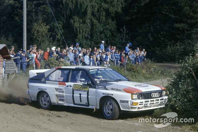 Hannu Mikkola 3n 3l Audi Quattro A2 durante el Rally de Finlandia, de 1983.