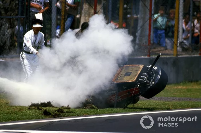 Choque de Phillipe Alliot, Lola LC88