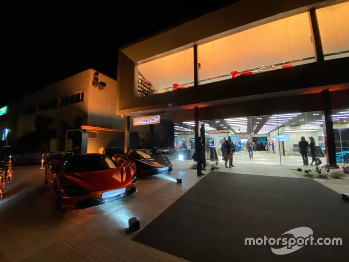 Presentación McLaren Barcelona exposición  