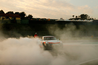 Parata Porsche Festival