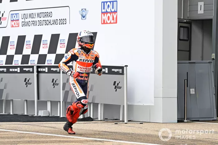 Les 3 chutes de Marc Márquez aux qualifications du GP d'Allemagne
