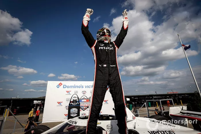 Ganador carrera 2 Josef Newgarden, Team Penske Chevrolet