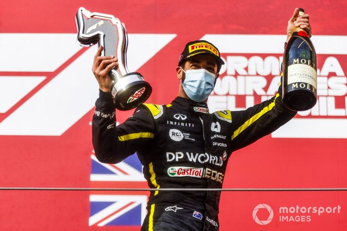Podio: tercer lugar Daniel Ricciardo, Renault F1