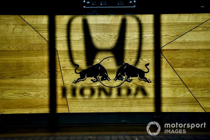 Honda and Red Bull logo