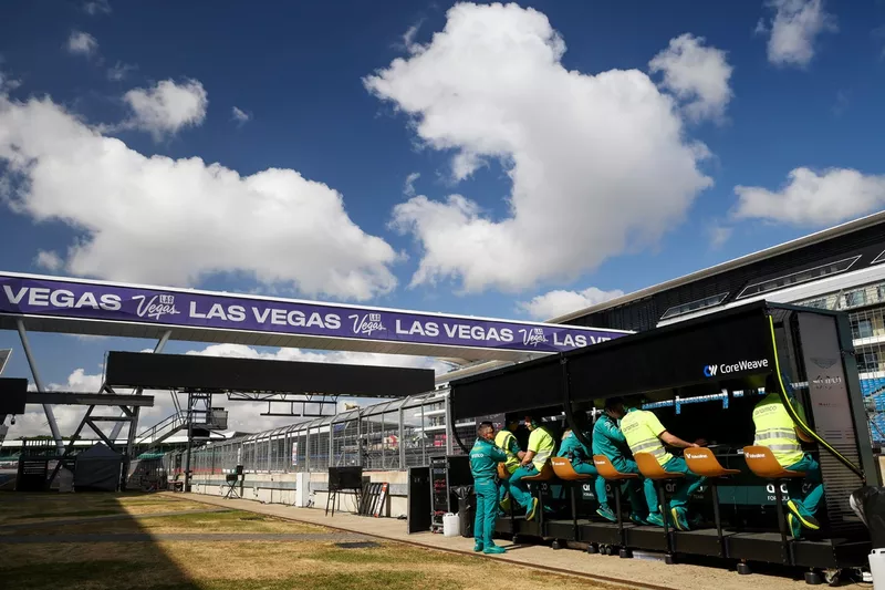 Felipe Drugovich, Aston Martin