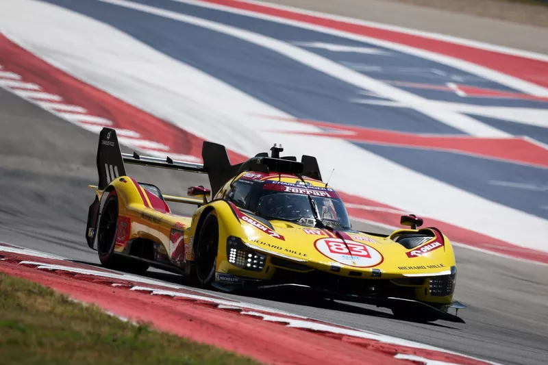 #83 AF Corse Ferrari 499P: Robert Kubica, Yifei Ye, Philip Hanson