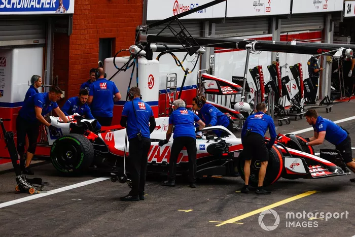 Mick Schumacher, Haas VF-22