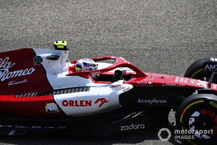 Guanyu Zhou, Alfa Romeo C42