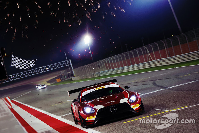 Mercedes AMG GT3 №34, Турция: Салих Йолук, Айханчан Гювен