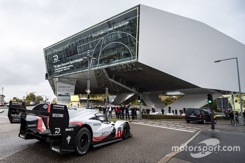 La Porsche 919 Hybrid Evo au musée Porsche