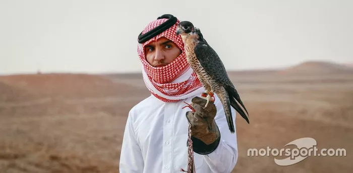 El halconero Abdulrahman Said Al Qahtani