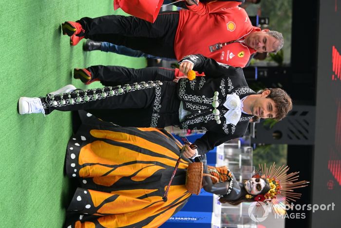 Charles Leclerc, Scuderia Ferrari, vestido de mariachi 