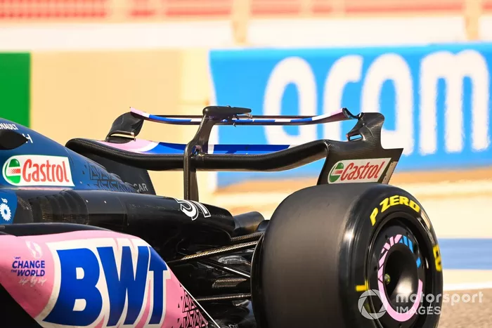 Esteban Ocon, Alpine A523, detalle del alerón trasero