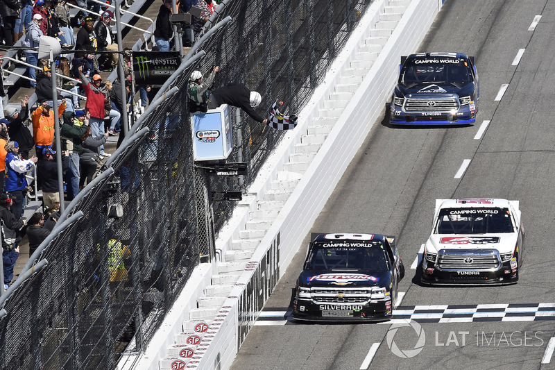 9. John Hunter Nemechek vs. Kyle Benjamin - 0.106