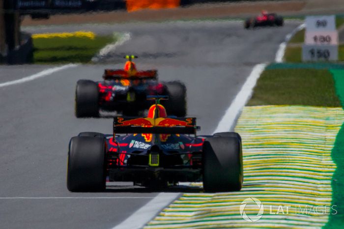 Max Verstappen, Red Bull Racing RB13 and Daniel Ricciardo, Red Bull Racing RB13