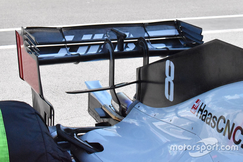 Haas F1 Team VF-18 rear wing detail