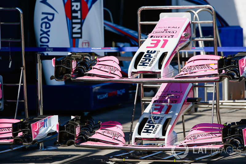 Voorvleugels Sergio Perez, Force India en Esteban Ocon, Force India