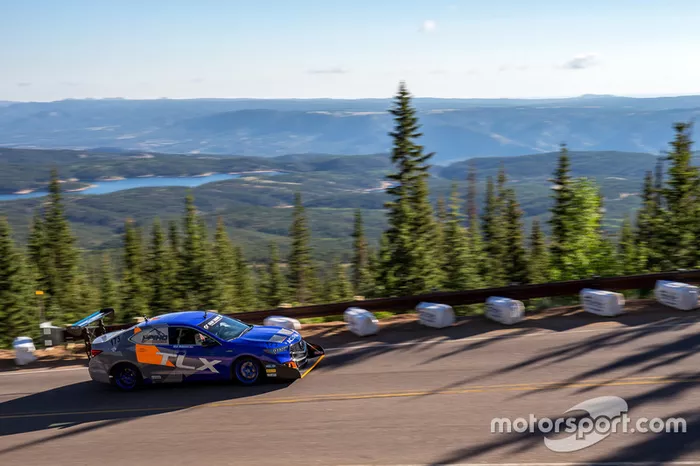 #173 Nick Robinson, Acura TLX A-Spec