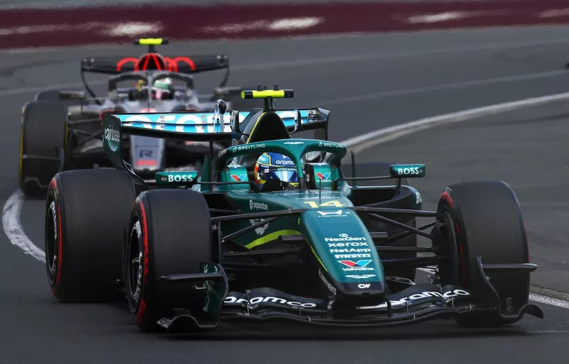 Fernando Alonso, Aston Martin Racing