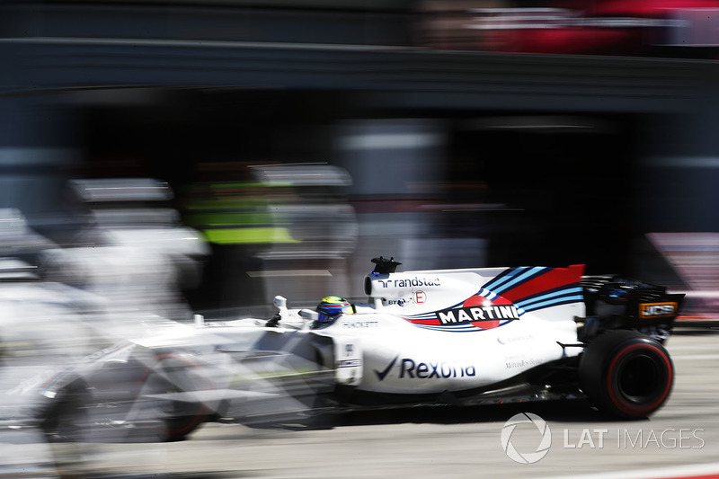 Massa en un pit stop- Aunque parezca que no hay nadie más