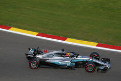 Lewis Hamilton, Mercedes-Benz F1 W08 , halo